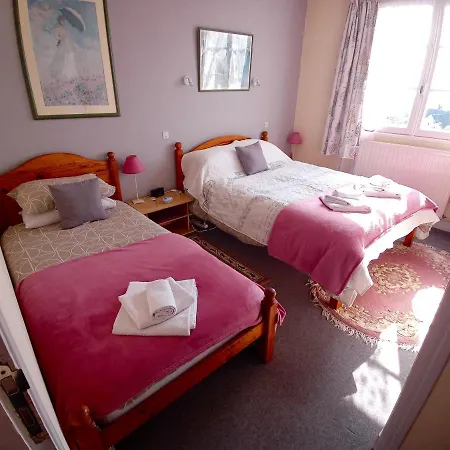 Lenard Charles לינה וארוחת בוקר Juvigny-Val-d'Andaine